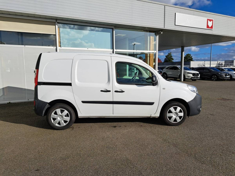 Photo 2 de l'offre de Renault Kangoo Express (2) Grand Confort dCi 90 à 9790€ chez Carlyss automobiles Vitré