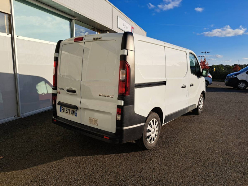 Photo 19 de l'offre de Renault Trafic (3) Fourgon Conf+ L1H1 1000 Ener dCi 120 à 16790€ chez Carlyss automobiles Vitré