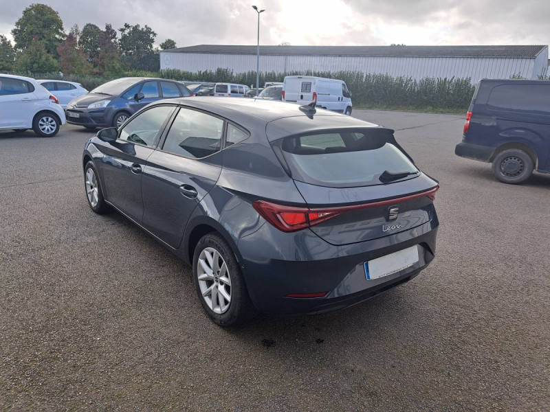 Photo 6 de l'offre de Seat Leon (4) 1.0 TSI 110 S&S Style à 16790€ chez Carlyss automobiles Vitré