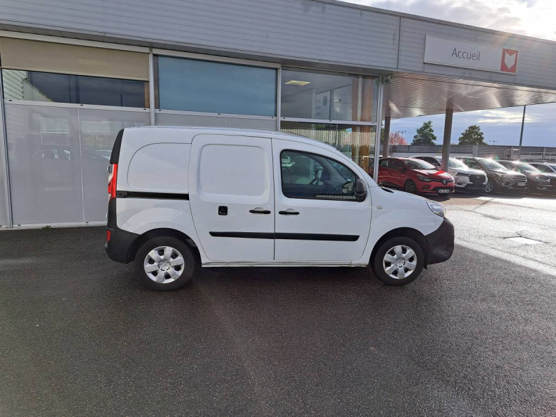 Photo 2 de l'offre de Renault Kangoo Express (2) Grand Confort dCi 75 à 10490€ chez Carlyss automobiles Vitré