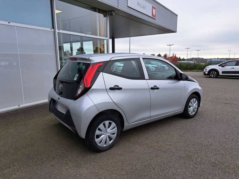 Photo 3 de l'offre de Toyota Aygo (2) 1.0 VVT-i x-pro à 9990€ chez Carlyss automobiles Vitré