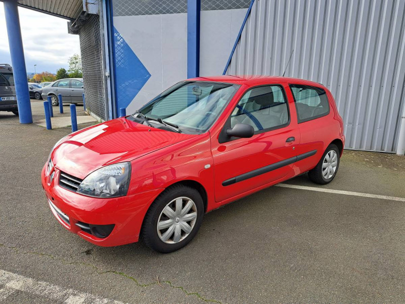 Photo 2 de l'offre de Renault Clio Campus (2) Authentique 1.2 à 5790€ chez Carlyss automobiles Vitré