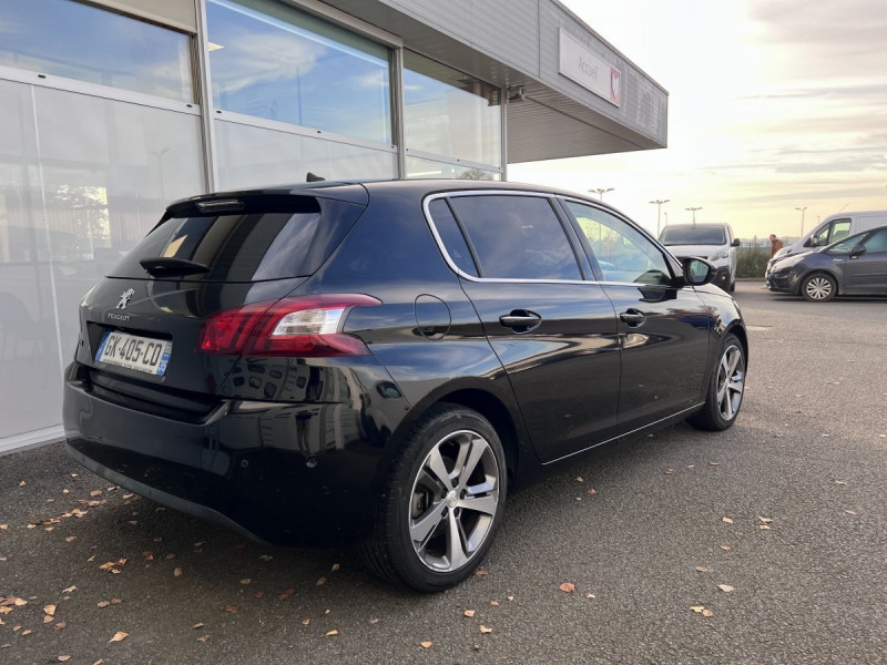 Photo 20 de l'offre de PEUGEOT 308 (2) 1.2 Puretech 130 S&S EAT6 Allure à 11990€ chez Carlyss automobiles Vitré