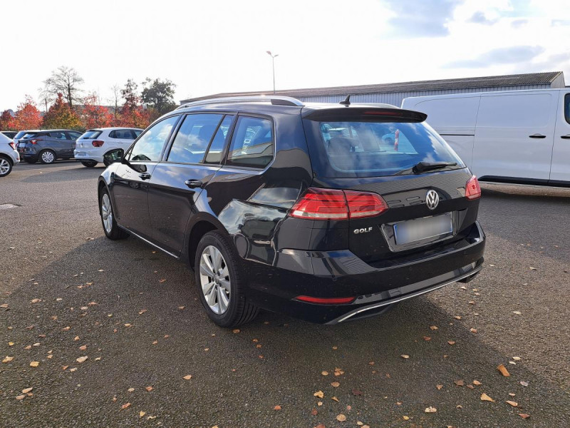 Photo 4 de l'offre de Volkswagen Golf SW (7) 1.6 TDI 115 Confortline Business à 15990€ chez Carlyss automobiles Vitré