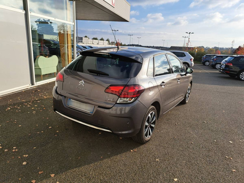 Photo 2 de l'offre de CITROEN C4 (2) BlueHDi 100 BVM Mill Business à 13490€ chez Carlyss automobiles Vitré