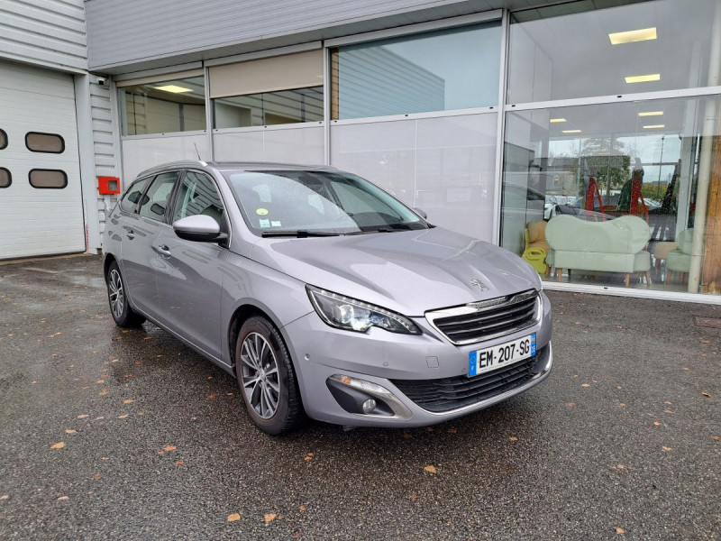 Photo 22 de l'offre de PEUGEOT 308 SW (2) 1.6 BlueHDi 120 S&S Allure à 9390€ chez Carlyss automobiles Vitré