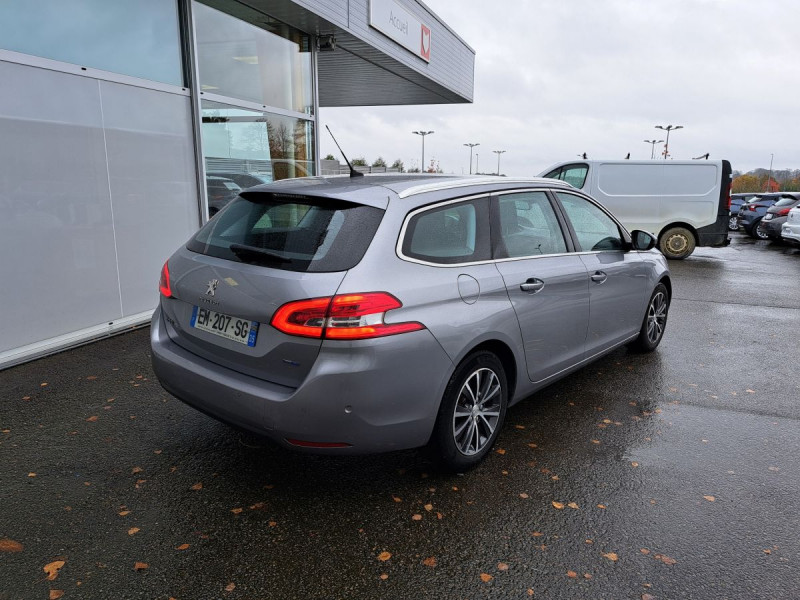 Photo 23 de l'offre de PEUGEOT 308 SW (2) 1.6 BlueHDi 120 S&S Allure à 9390€ chez Carlyss automobiles Vitré