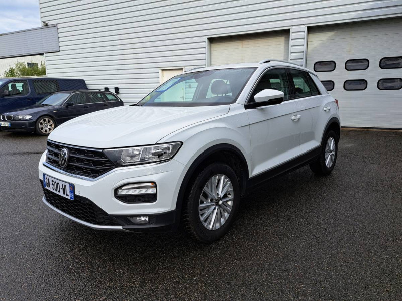 Photo 28 de l'offre de VOLKSWAGEN T-Roc 1.6 TDI 115 LOUNGE BUSINESS à 19490€ chez Carlyss automobiles Vitré