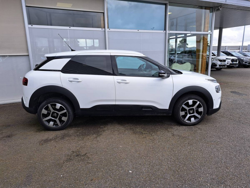 Photo 5 de l'offre de CITROEN C4 Cactus BlueHDi 100 S&S BVM6 Shine Business à 11990€ chez Carlyss automobiles Vitré