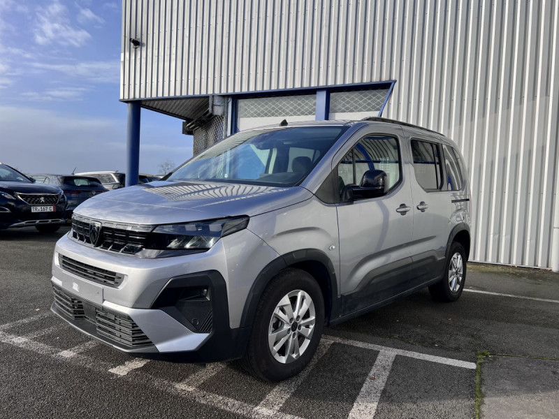 Photo 2 de l'offre de PEUGEOT Rifter 1.5 BLUEHDI 100 S&S Taille M ALLURE à 23490€ chez Carlyss automobiles Vitré