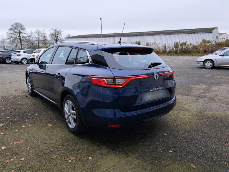 Photo 4 de l'offre de Renault Mégane Estate (4) Business Blue dCi 115 à 13790€ chez Carlyss automobiles Vitré