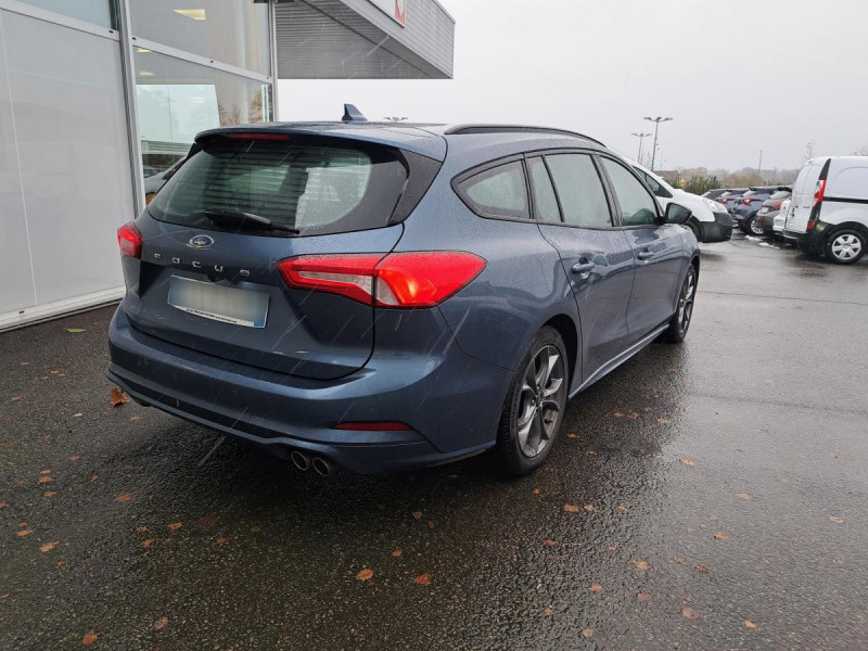 Photo 4 de l'offre de Ford Focus SW (4) 1.5 EcoBlue 120ch St-Line à 13990€ chez Carlyss automobiles Vitré