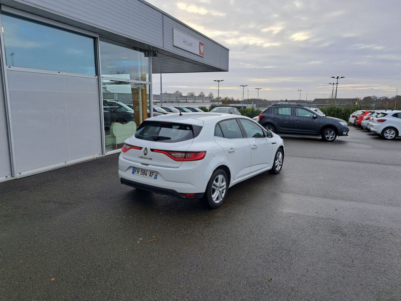 Photo 3 de l'offre de Renault Mégane Berline (4) Business Blue dCi 115 à 12490€ chez Carlyss automobiles Vitré