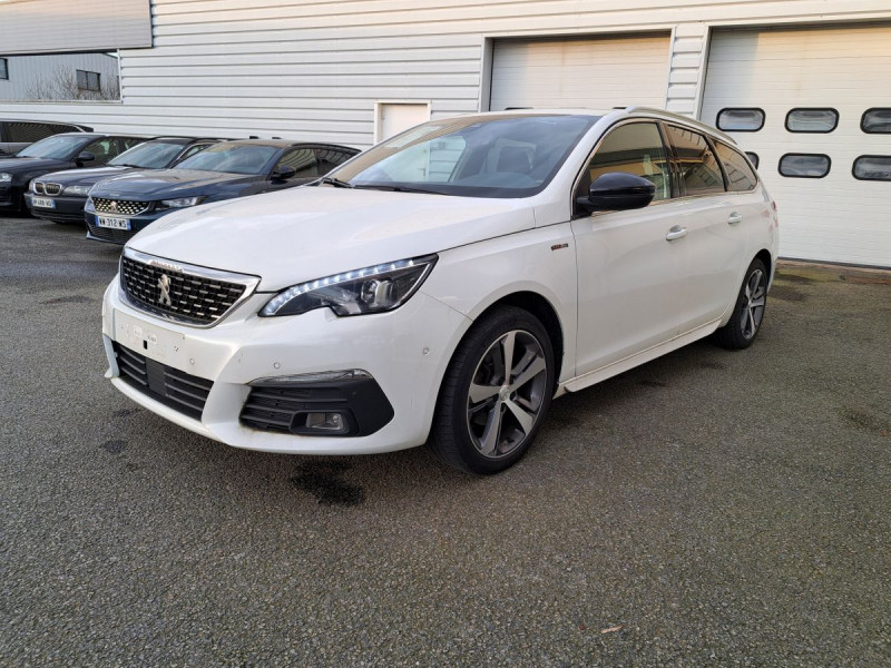 Photo 5 de l'offre de PEUGEOT 308 SW (2) BlueHDi 130 EAT8 S&S SW GT LINE à 15990€ chez Carlyss automobiles Vitré
