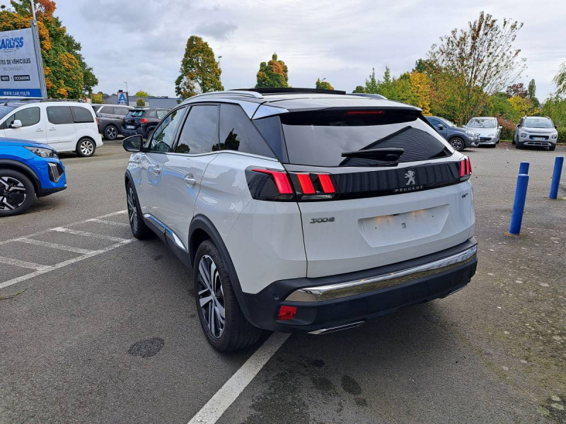 Photo 3 de l'offre de PEUGEOT 3008 (2) BlueHDi 180 S&S EAT8 GT à 23990€ chez Carlyss automobiles Vitré