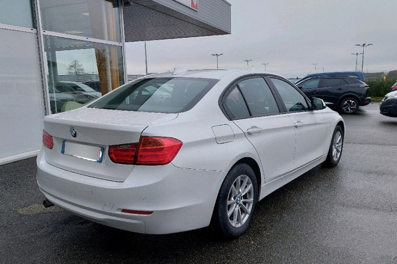 Photo 3 de l'offre de Bmw Série 3 Berline (5) 318d 143ch Edition Business à 10990€ chez Carlyss automobiles Vitré