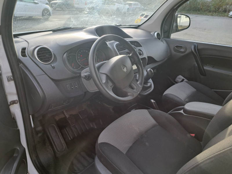 Photo 6 de l'offre de Renault Kangoo Express (2) Grand Confort dCi 90  7908€ ht à 9490€ chez Carlyss automobiles Vitré