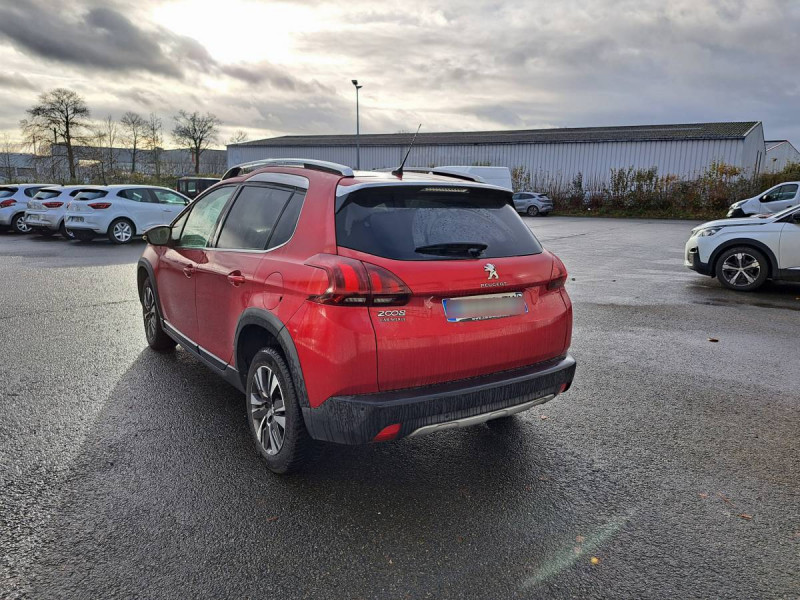 Photo 4 de l'offre de PEUGEOT 2008 BlueHDi 100 S&S Allure Business à 10490€ chez Carlyss automobiles Vitré