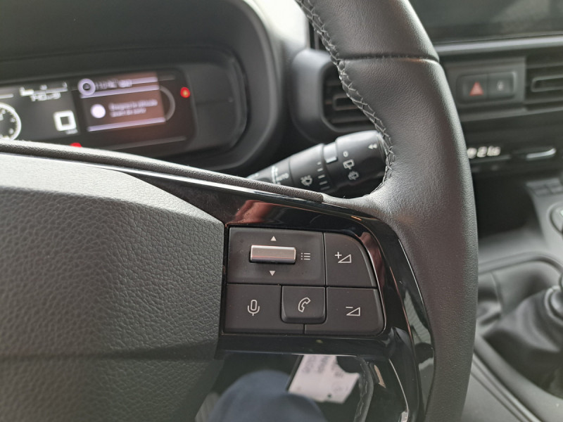 Photo 14 de l'offre de CITROEN Berlingo (3) 1.5 BLUEHDI 100 S&S Taille M PLUS à 22490€ chez Carlyss automobiles Vitré