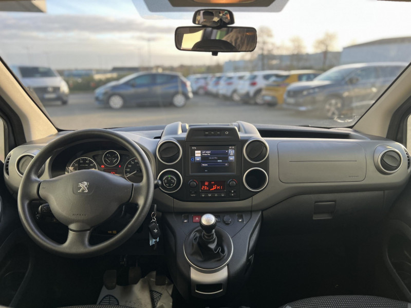 Photo 7 de l'offre de Peugeot Partner Tepee (2) 1.6 BlueHDi 120 S&S Outdoor à 14290€ chez Carlyss automobiles Vitré