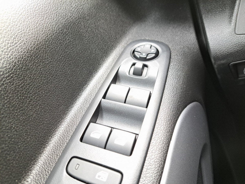 Photo 19 de l'offre de CITROEN Berlingo (3) 1.5 BLUEHDI 100 S&S Taille M PLUS à 22490€ chez Carlyss automobiles Vitré