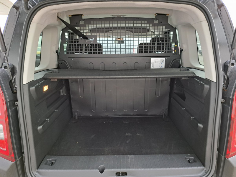 Photo 20 de l'offre de CITROEN Berlingo (3) 1.5 BLUEHDI 100 S&S Taille M PLUS à 22490€ chez Carlyss automobiles Vitré