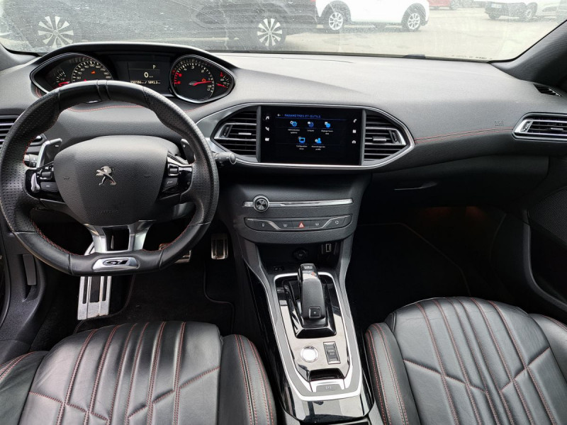 Photo 7 de l'offre de PEUGEOT 308 (2) BlueHDi 180 S&S EAT8 GT à 14990€ chez Carlyss automobiles Vitré