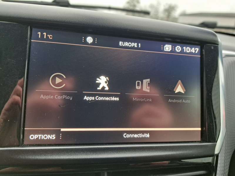 Photo 13 de l'offre de PEUGEOT 2008 BlueHDi 100 S&S Allure Business à 10690€ chez Carlyss automobiles Vitré