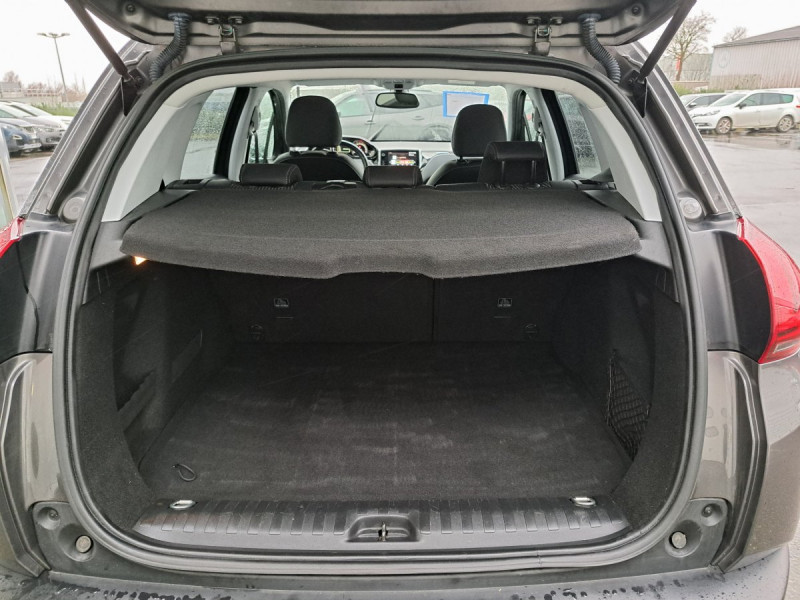Photo 7 de l'offre de PEUGEOT 2008 BlueHDi 100 S&S Allure Business à 10690€ chez Carlyss automobiles Vitré