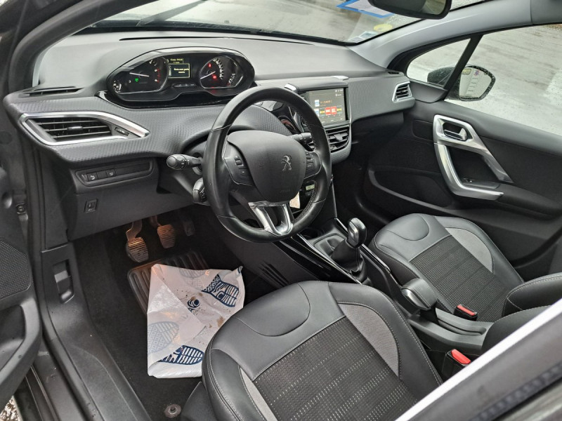 Photo 10 de l'offre de PEUGEOT 2008 BlueHDi 100 S&S Allure Business à 10690€ chez Carlyss automobiles Vitré