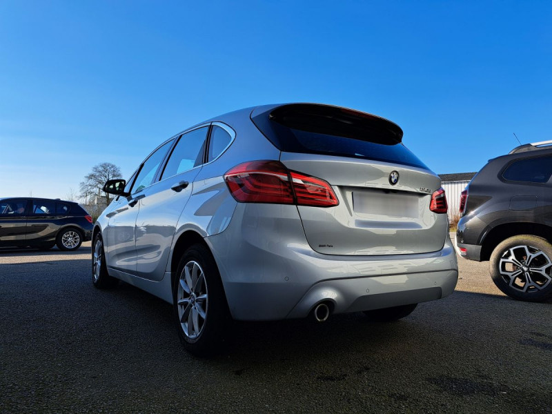 Photo 4 de l'offre de BMW Série 2 Active Tourer 216d Lounge DKG7 à 16990€ chez Carlyss automobiles Vitré