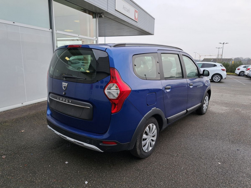 Photo 4 de l'offre de Dacia Lodgy 7 Places Stepway Blue dCi 115 E6U à 17490€ chez Carlyss automobiles Vitré