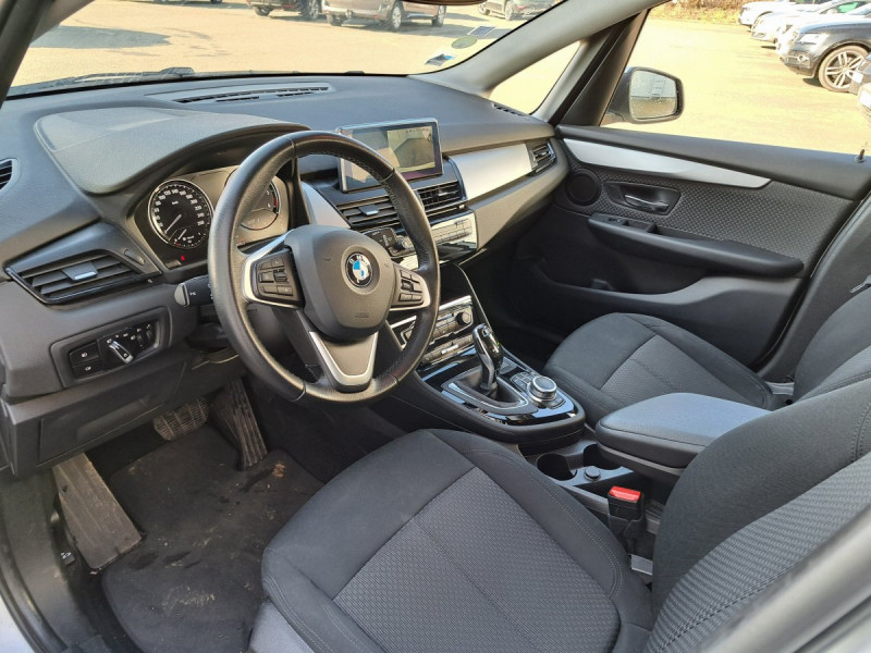 Photo 6 de l'offre de BMW Série 2 Active Tourer 216d Lounge DKG7 à 16990€ chez Carlyss automobiles Vitré