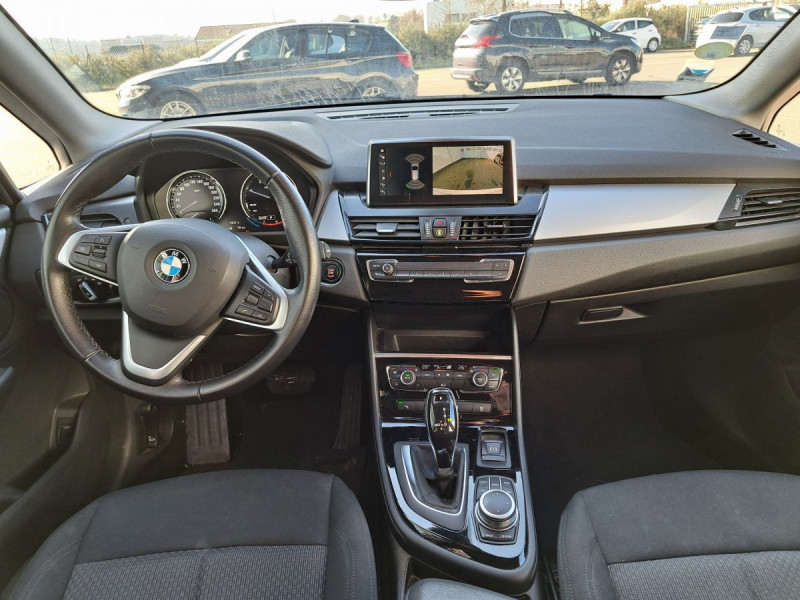 Photo 8 de l'offre de BMW Série 2 Active Tourer 216d Lounge DKG7 à 16990€ chez Carlyss automobiles Vitré