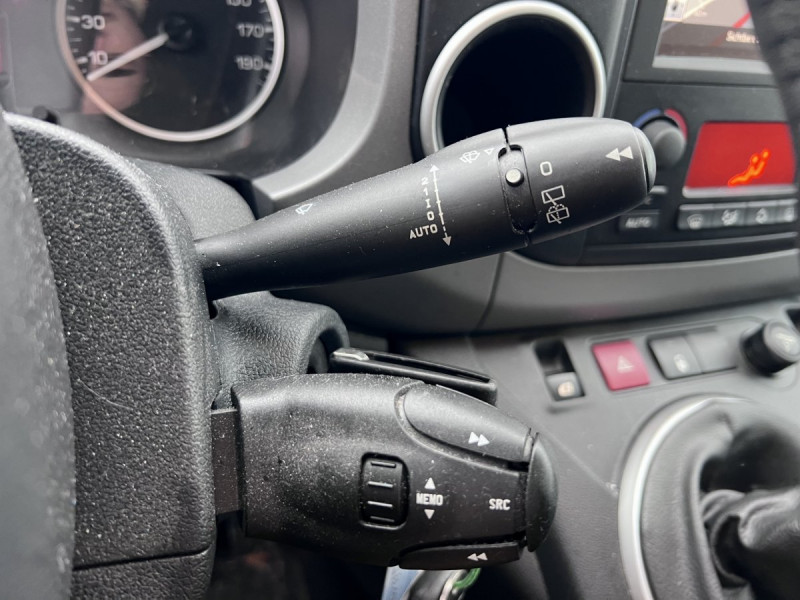 Photo 17 de l'offre de Citroën Berlingo Multispace (2) BlueHDi 120 S&S BVM6 Shine à 14490€ chez Carlyss automobiles Vitré