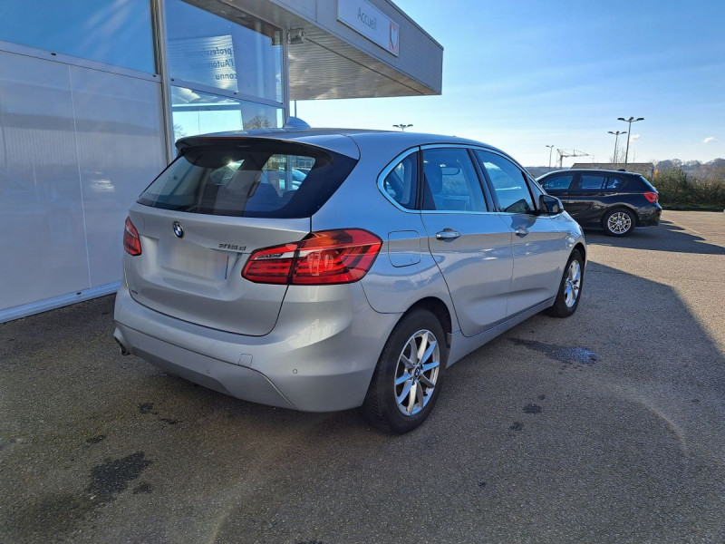 Photo 3 de l'offre de BMW Série 2 Active Tourer 216d Lounge DKG7 à 16990€ chez Carlyss automobiles Vitré