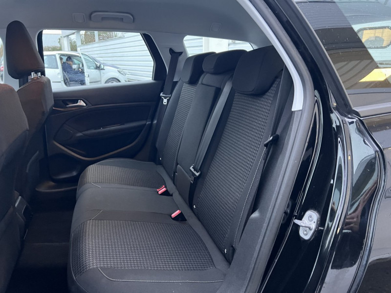 Photo 8 de l'offre de PEUGEOT 308 SW (2) BlueHDi 130 S&S ACTIVE BUSINESS à 9990€ chez Carlyss automobiles Vitré
