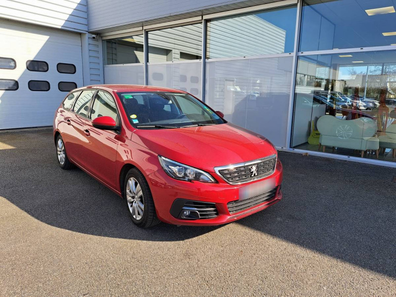 Photo 1 de l'offre de PEUGEOT 308 SW (2) BlueHDi 130 S&S ACTIVE BUSINESS à 10490€ chez Carlyss automobiles Vitré