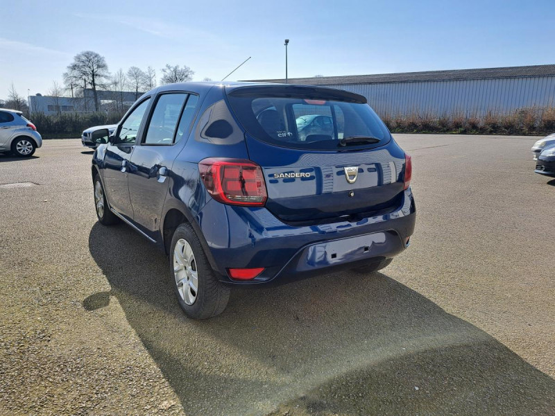 Photo 4 de l'offre de Dacia Sandero (2) Lauréate SCe 75 à 7990€ chez Carlyss automobiles Vitré