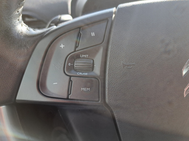 Photo 18 de l'offre de CITROEN C4 Spacetourer BlueHDi 130 S&S EAT8 Business à 13490€ chez Carlyss automobiles Vitré
