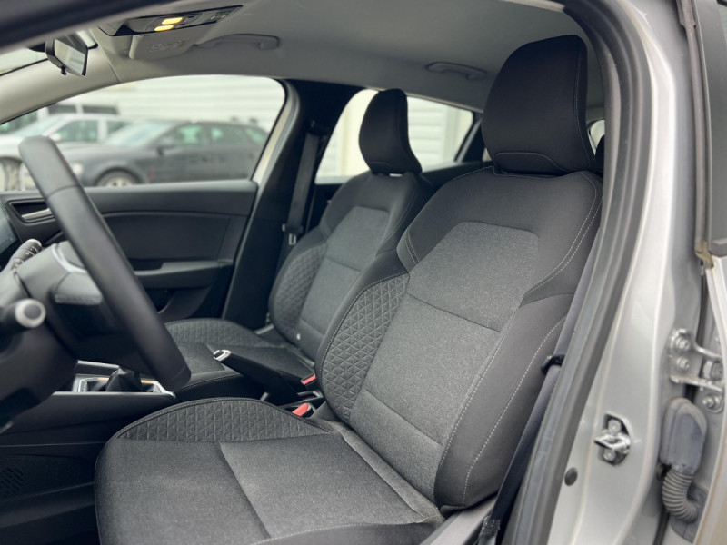 Photo 5 de l'offre de RENAULT Clio (5) Business TCe 90 -21N à 13790€ chez Carlyss automobiles Vitré