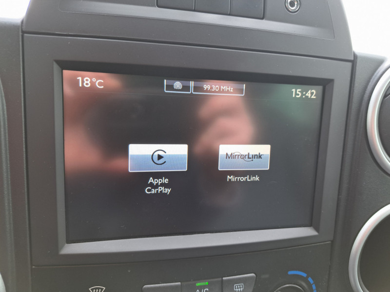 Photo 10 de l'offre de Citroën Berlingo Multispace (2) BlueHDi 120 S&S BVM6 Shine à 15490€ chez Carlyss automobiles Vitré