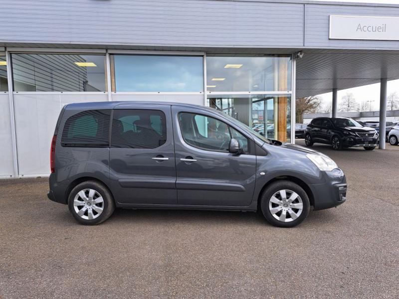 Photo 2 de l'offre de Citroën Berlingo Multispace (2) BlueHDi 120 S&S BVM6 Shine à 15490€ chez Carlyss automobiles Vitré