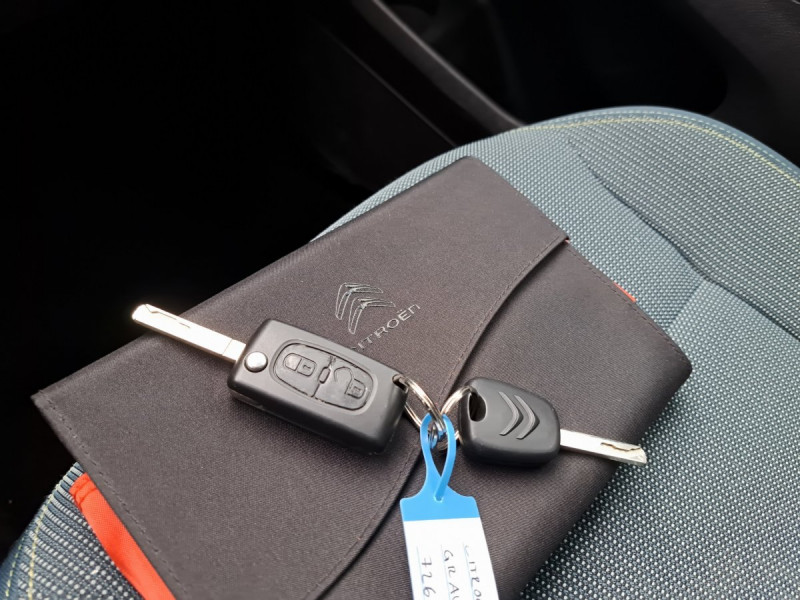 Photo 17 de l'offre de Citroën Berlingo Multispace (2) BlueHDi 120 S&S BVM6 Shine à 15490€ chez Carlyss automobiles Vitré