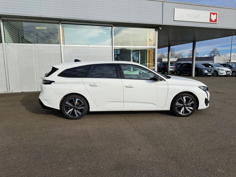 Photo 2 de l'offre de Peugeot 308 SW (3) BlueHDi 130 ALLURE à 17990€ chez Carlyss automobiles Vitré