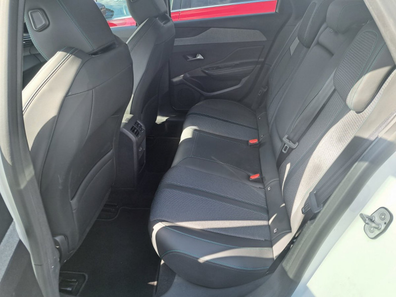 Photo 8 de l'offre de Peugeot 308 SW (3) BlueHDi 130 ALLURE à 17990€ chez Carlyss automobiles Vitré