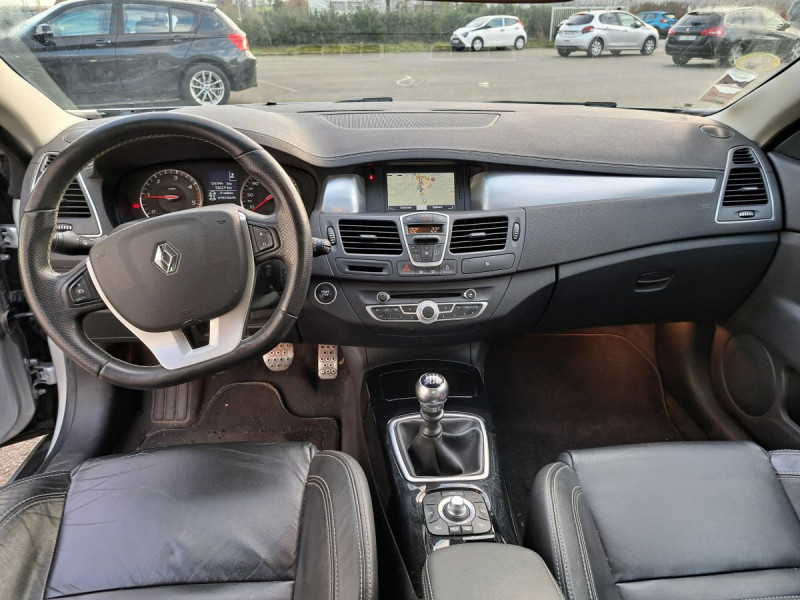 Photo 7 de l'offre de Renault Laguna Coupe (3) GT 4Control 2.0 DCI 180 FAP 400Nm à 8990€ chez Carlyss automobiles Vitré
