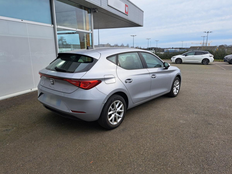 Photo 3 de l'offre de Seat Leon (4) 1.0 TSI 110 S&S Business à 17290€ chez Carlyss automobiles Vitré