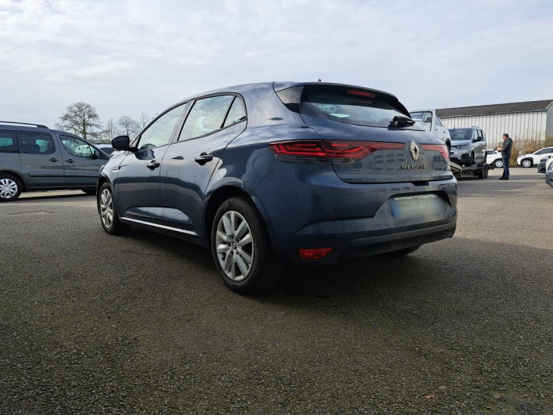 Photo 5 de l'offre de Renault Mégane Berline (4) Business Blue dCi 115 -21N à 13490€ chez Carlyss automobiles Vitré