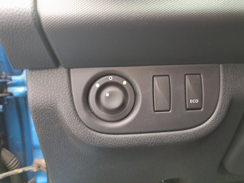 Photo 19 de l'offre de Dacia Sandero (2) Stepway Prestige TCe 90 à 7990€ chez Carlyss automobiles Vitré